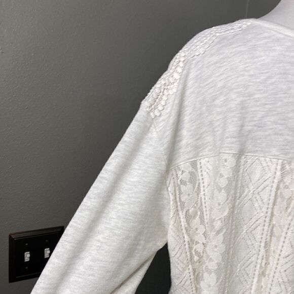 Westport Knit Long Sleeve Top Lace back Detail Oatmeal Heather Color - Picture 7 of 10